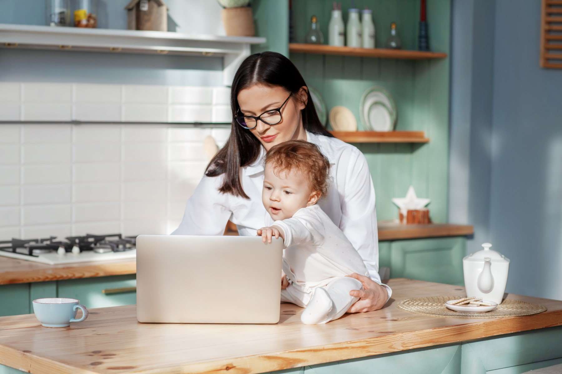 10 Tips On How To Create a Parental Leave Policy For Your Organization 10 Tips On How To Create a Parental Leave Policy For Your Organization