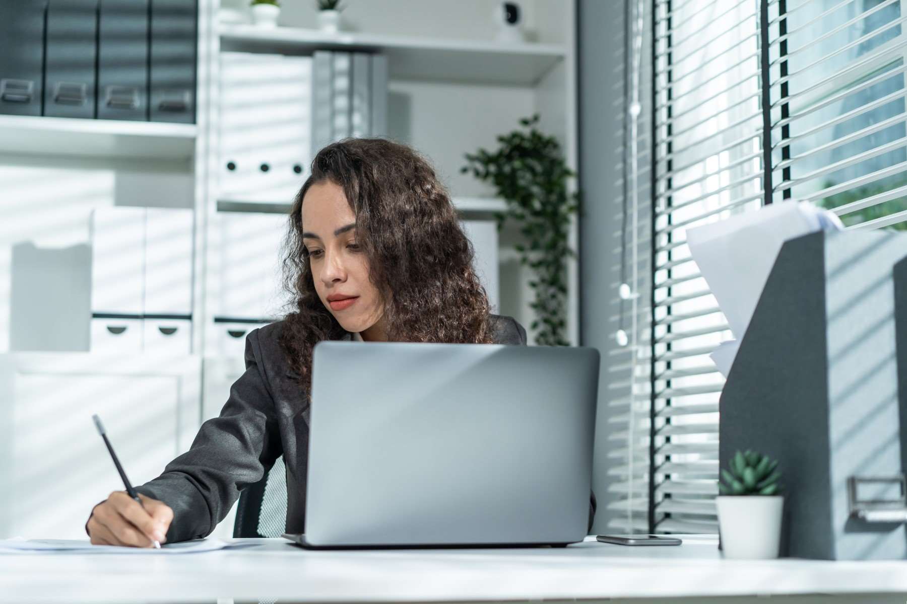 Do You Qualify As A Statutory Employee? Do You Qualify As A Statutory Employee?
